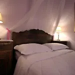 Meliti أكراتا