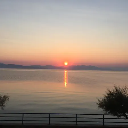 Aparthotel Meliti Akrata