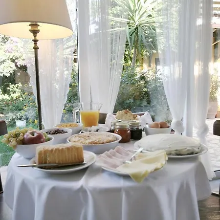 Aparthotel Meliti Akrata