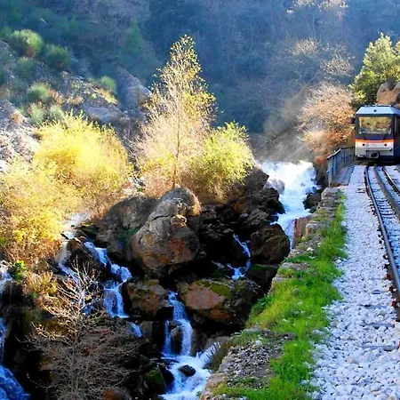 Meliti Aparthotel Akráta