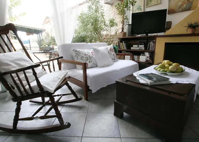 Apart Otel Meliti 3*