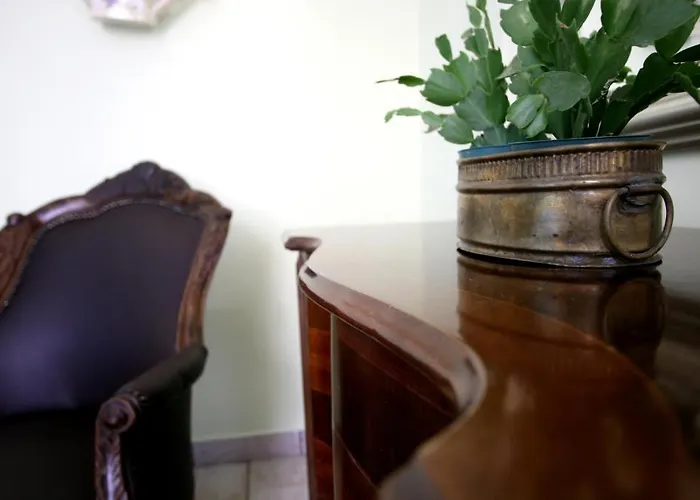 Apart Otel Meliti Akrata
